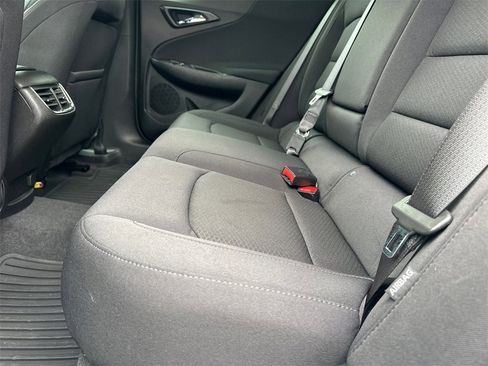 Used 2023 Chevrolet Malibu LT image 21