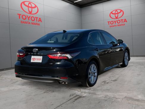 Used 2024 Toyota Camry LE image 10