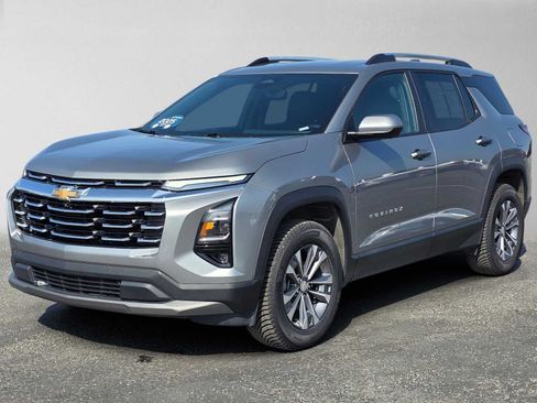 Certified 2025 Chevrolet Equinox LT w/ Convenience Package II AWD/4WD image 7