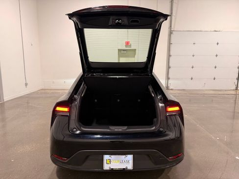 Used 2025 Toyota Prius LE FWD image 9