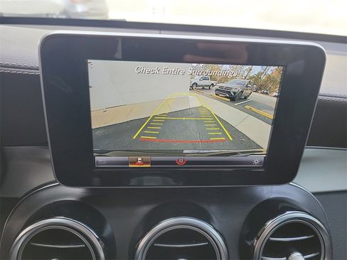 Used 2018 Mercedes-Benz GLC 43 AMG 4MATIC image 35