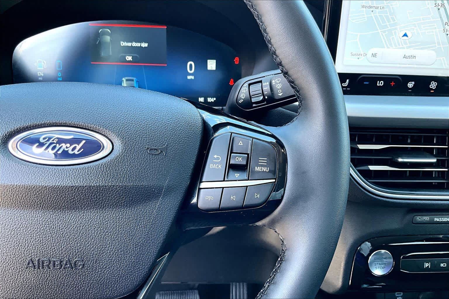 Used 2023 Ford Escape SE w/ PHEV Premium Package FWD image 25