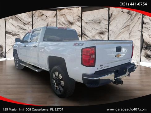 Used 2015 Chevrolet Silverado 2500 LT w/ Z71 Package, Off-Road image 5