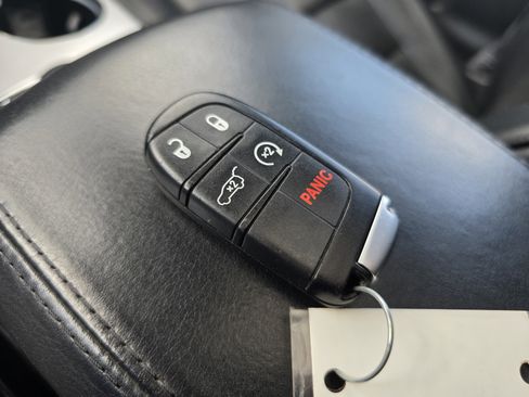 Used 2016 Jeep Grand Cherokee High Altitude AWD/4WD image 37