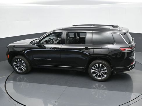 New 2025 Jeep Grand Cherokee L Overland image 42