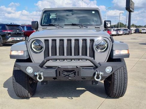 Used 2021 Jeep Wrangler Unlimited Sahara image 11