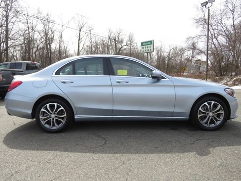 Used 2016 Mercedes-Benz C 300 4MATIC Sedan image 4