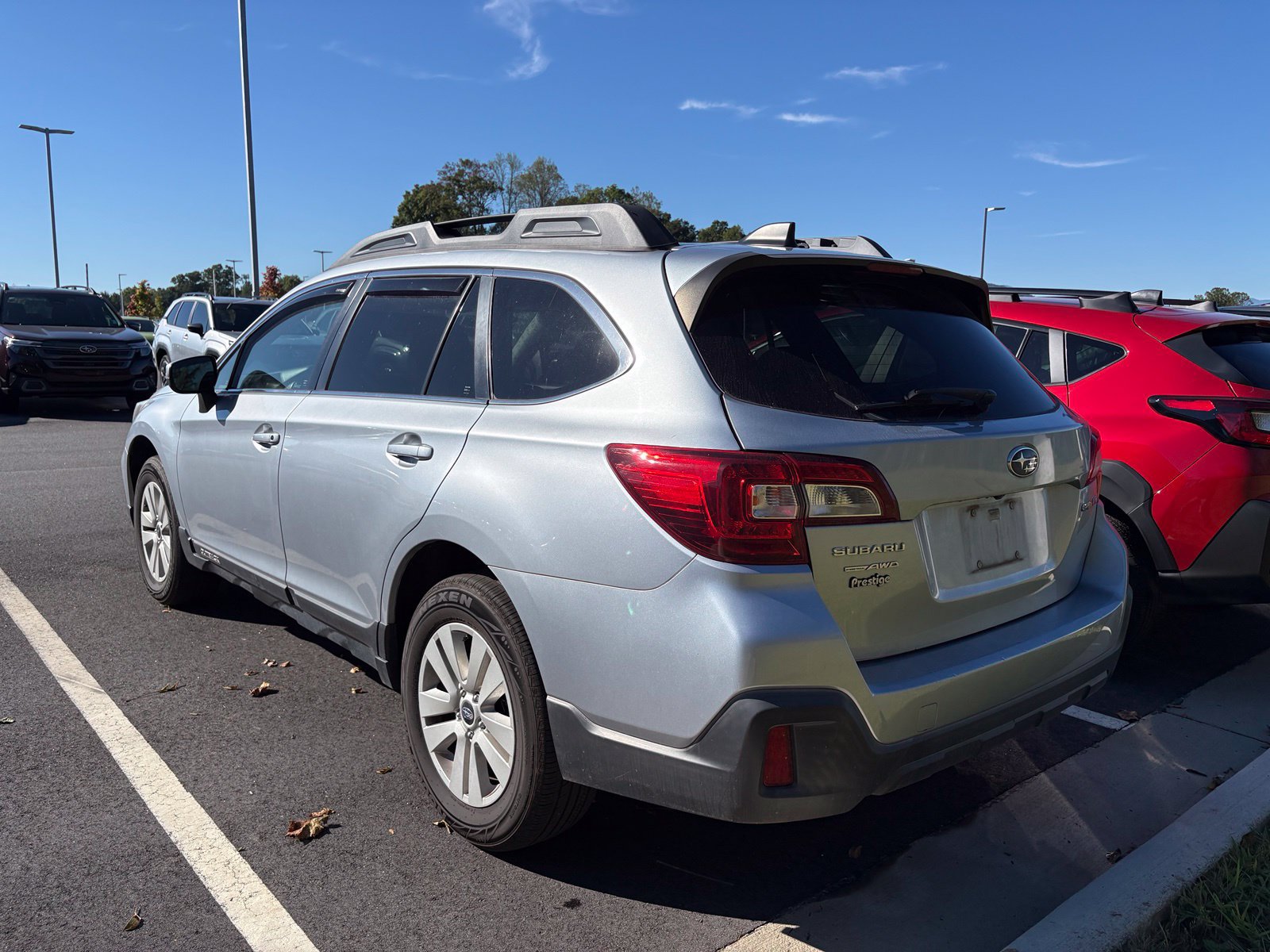 Used 2019 Subaru Outback 2.5i Premium AWD/4WD image 4