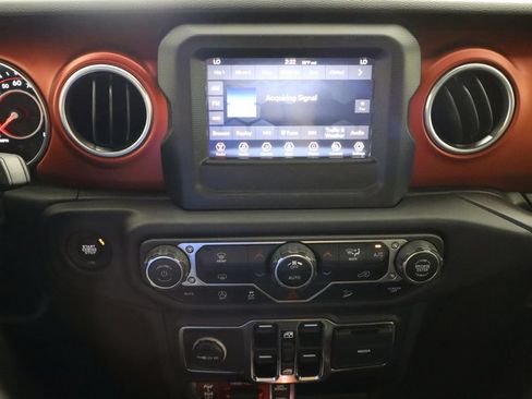 Used 2021 Jeep Wrangler Unlimited Rubicon AWD/4WD image 24