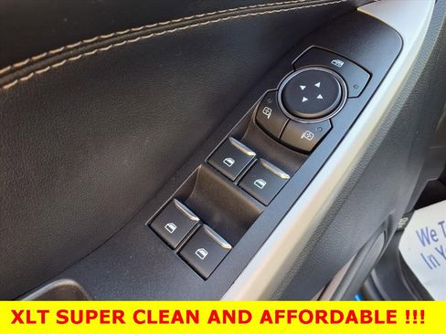 Used 2022 Ford Explorer XLT w/ Equipment Group 202A image 12