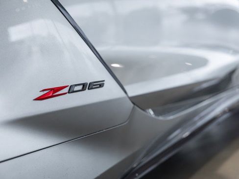 Used 2023 Chevrolet Corvette Z06 w/ Z07 Performance Package image 23