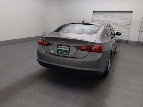 Used 2025 Chevrolet Malibu LT FWD image 7