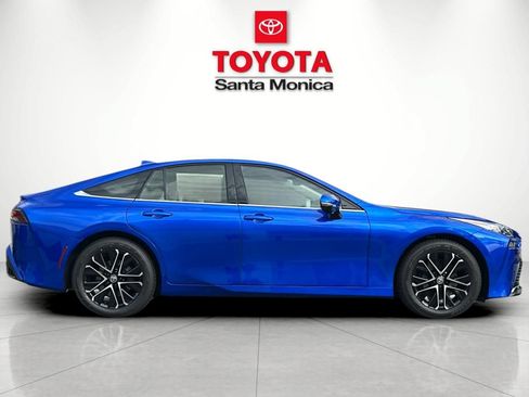 New 2026 Toyota Mirai RWD image 2
