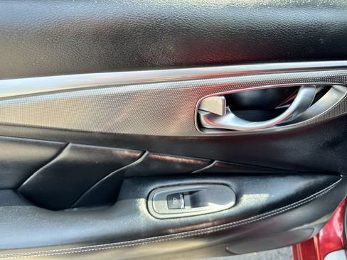 Used 2016 INFINITI Q50 Premium w/ Driver Assistance Package RWD image 16