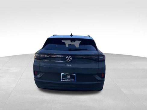 Used 2023 Volkswagen ID.4 Pro image 4
