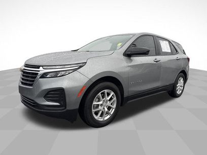 Used 2023 Chevrolet Equinox LS w/ LS Convenience Package
