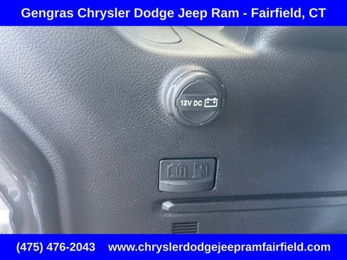 Certified 2025 Jeep Wrangler Unlimited Sahara AWD/4WD image 29