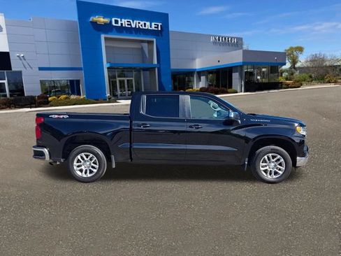 Used 2024 Chevrolet Silverado 1500 LT AWD/4WD image 28