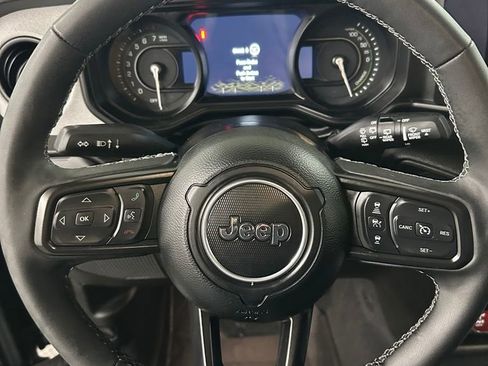 Used 2025 Jeep Wrangler Unlimited Sport S 4xe AWD/4WD image 16
