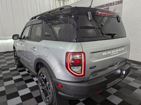Used 2022 Ford Bronco Sport Outer Banks w/ Tech Package AWD/4WD image 8