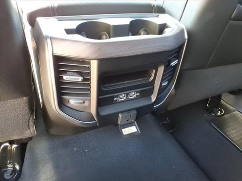 New 2026 RAM 2500 Laramie w/ Sport Appearance Package AWD/4WD image 19
