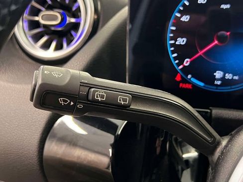 Certified 2023 Mercedes-Benz GLA 250 4MATIC image 23