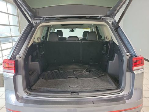 Used 2021 Volkswagen Atlas SE image 17