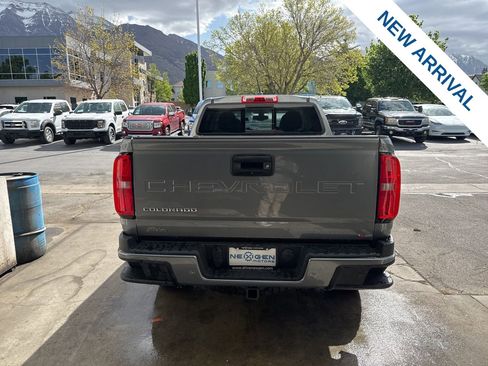 Used 2022 Chevrolet Colorado Z71 AWD/4WD image 6