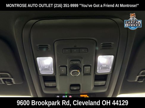 Used 2023 GMC Yukon XL SLT w/ SLT Premium Package image 27