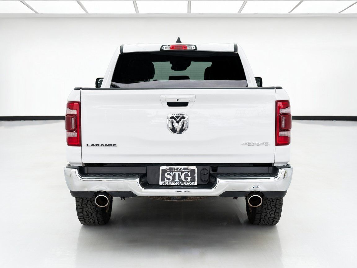 Used 2024 RAM 1500 Laramie AWD/4WD image 5