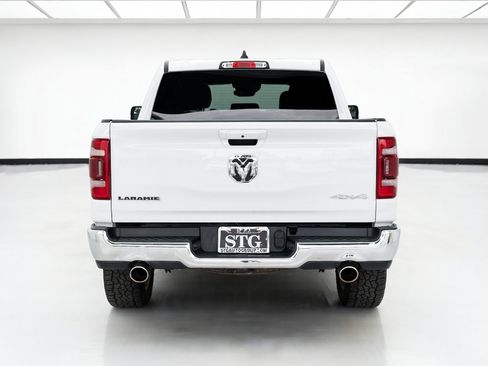 Used 2024 RAM 1500 Laramie AWD/4WD image 5