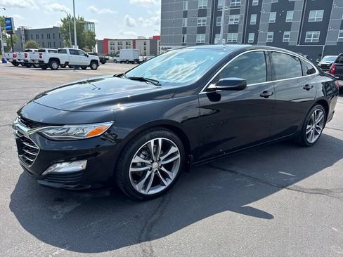 Used 2024 Chevrolet Malibu LT FWD image 1