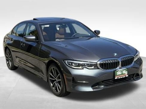 Used 2022 BMW 330i xDrive Sedan w/ Driving Assistance Package AWD/4WD image 3