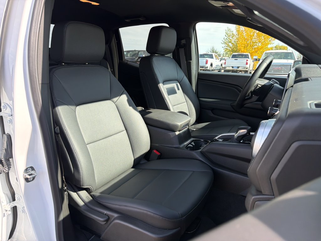 Used 2026 Chevrolet Colorado LT w/ LT Convenience Package AWD/4WD image 20