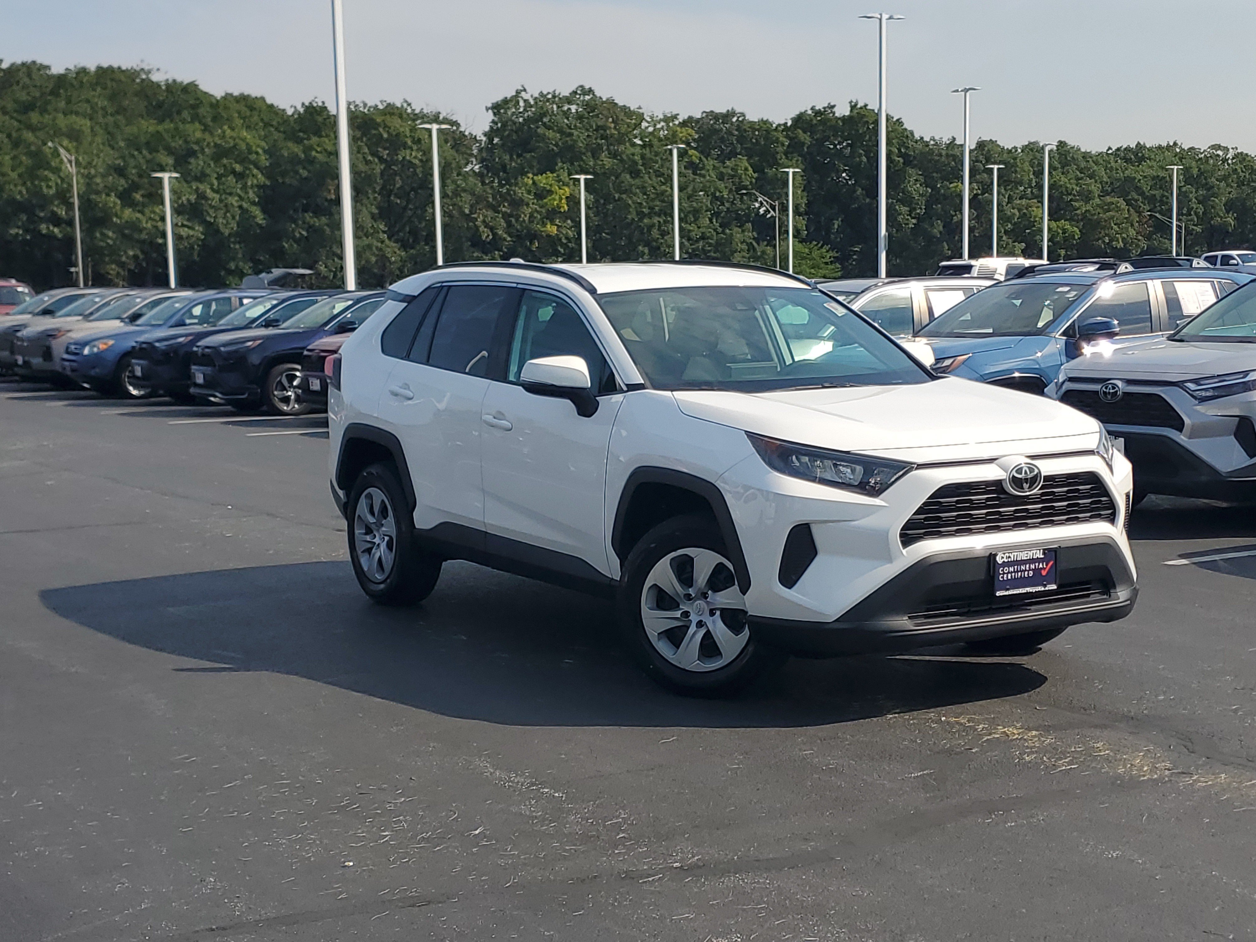 Used 2020 Toyota RAV4 LE w/ All Weather Liner Package AWD/4WD image 31