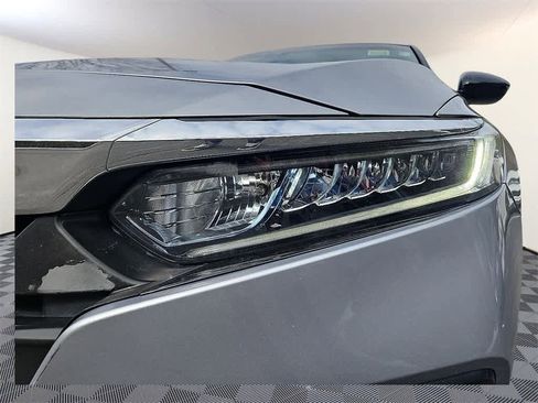 Used 2019 Honda Accord EX image 6