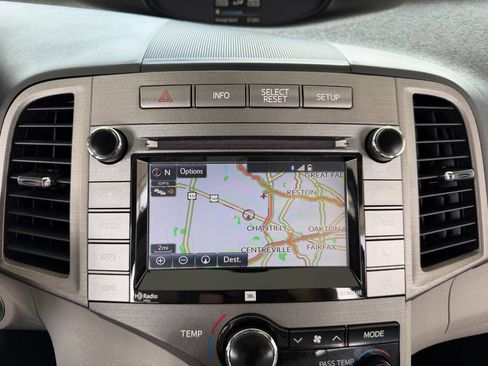 Used 2015 Toyota Venza Limited AWD/4WD image 24