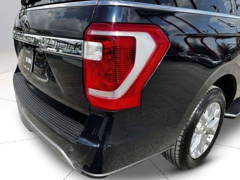 Used 2021 Ford Expedition XLT RWD image 16