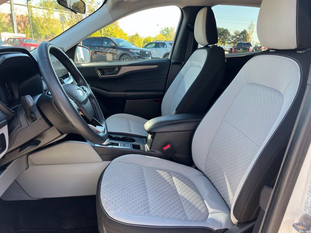 Used 2023 Ford Escape Active w/ Tech Pack #1 AWD/4WD image 21