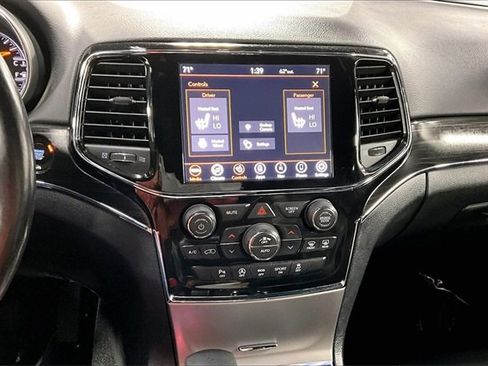 Used 2019 Jeep Grand Cherokee Limited image 4