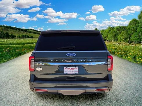 Used 2022 Ford Expedition King Ranch RWD image 5