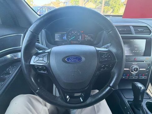 Used 2016 Ford Explorer Sport w/ Equipment Group 401A AWD/4WD image 28