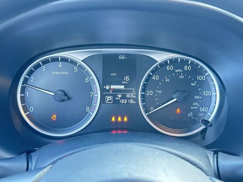 Used 2025 Nissan Kicks Play S FWD image 22