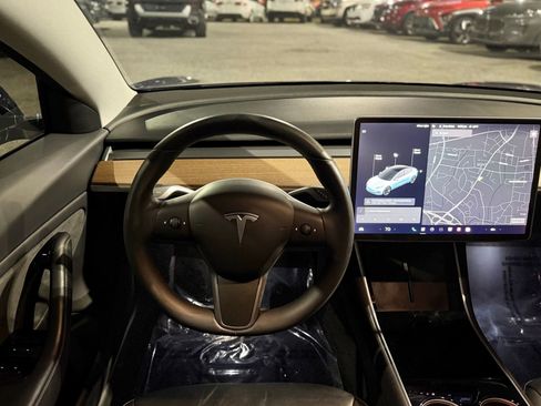 Used 2020 Tesla Model 3 Long Range image 25