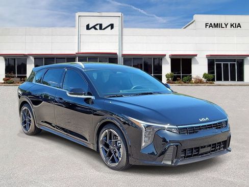 New 2026 Kia K4 GT-Line FWD image 1