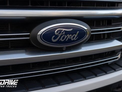 Used 2022 Ford F350 Platinum w/ FX4 Off-Road Package image 7