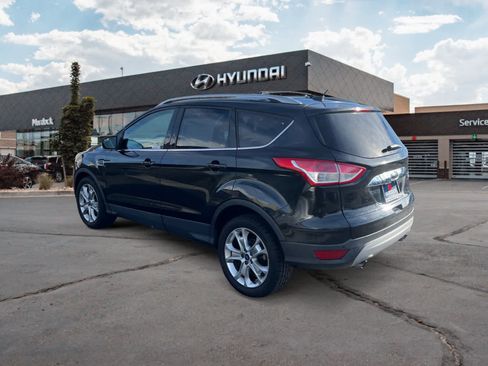 Used 2014 Ford Escape Titanium image 3