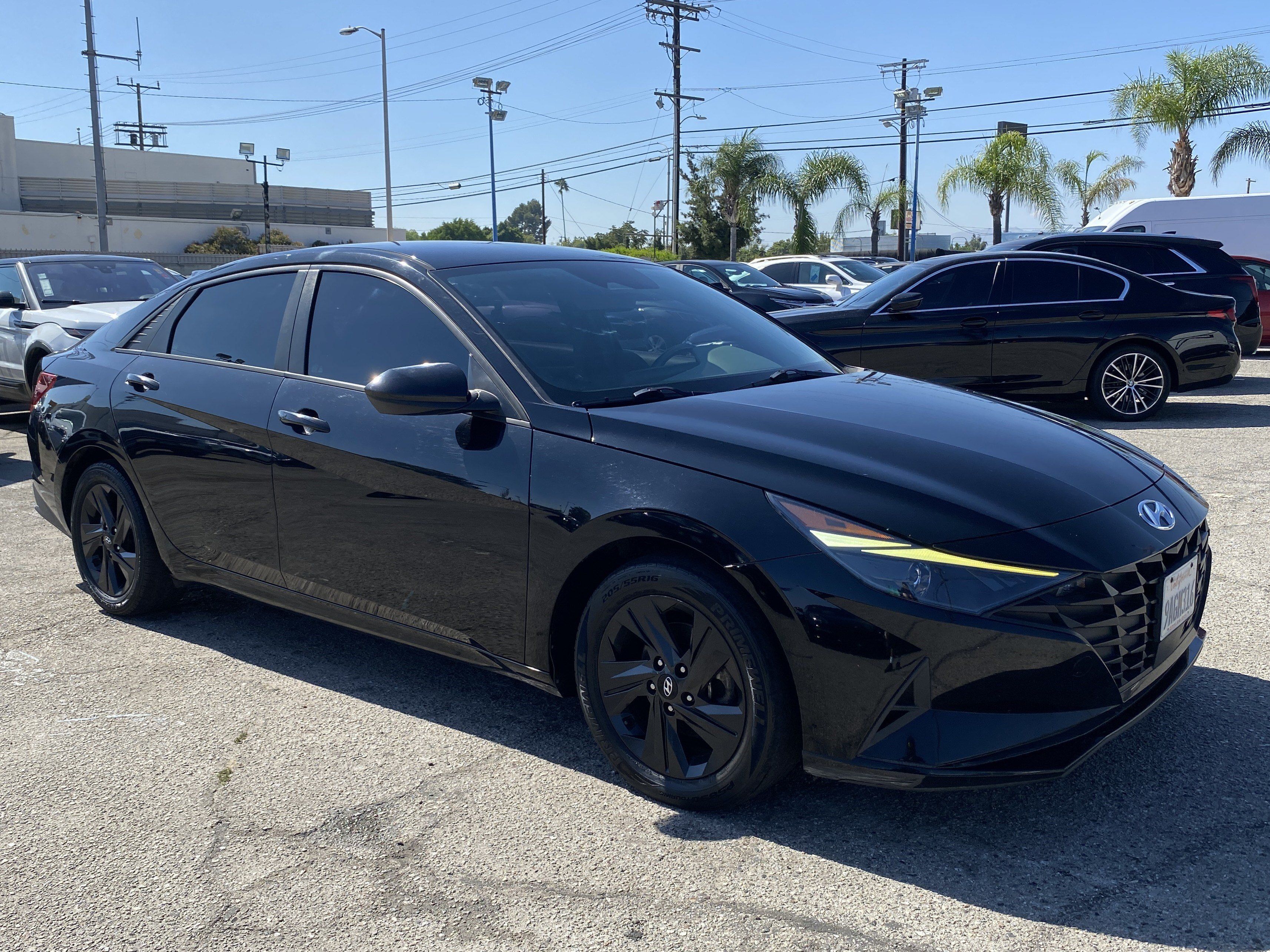 Used 2022 Hyundai Elantra SEL w/ Convenience Package FWD image 7