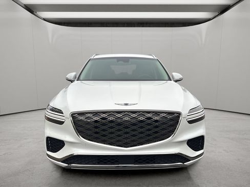 Certified 2026 Genesis GV70 2.5T AWD/4WD image 8