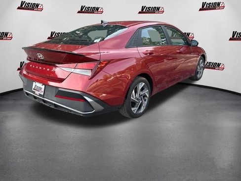 Certified 2025 Hyundai Elantra Sport w/ Cargo Package FWD image 5